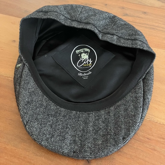 City sport wool newsboy cap - Picture 2 of 2